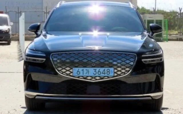쏘울부스터 중고차 일렉트리파이드 GV70 e-AWD 매물 사진 19 - 2023/08 58,469km