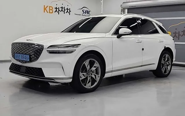 쏘울부스터 중고차 일렉트리파이드 GV70 e-AWD 매물 사진 3 - 2022/04 64,864km